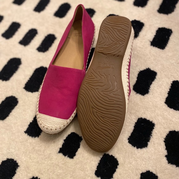 NWOT Dansko Leslie Espadrille size 40 (Size 9.5) - Picture 6 of 6